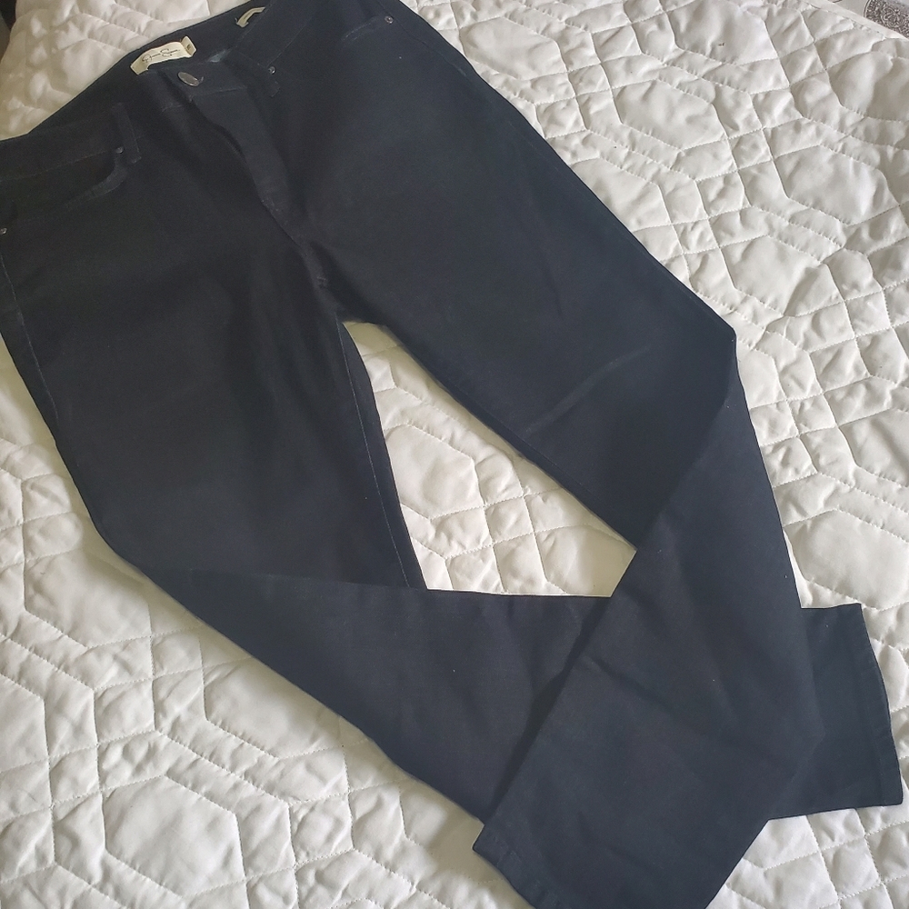 Dark hi-rise shinny jeans